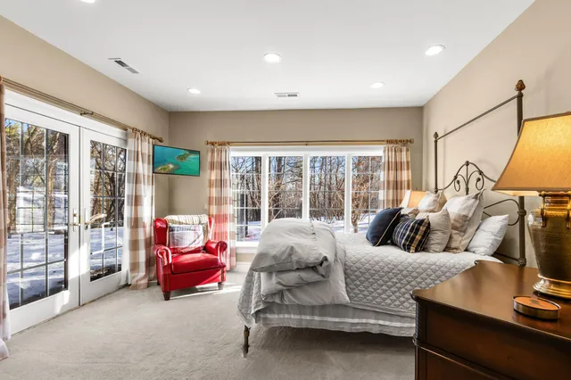 $4,750,000 | 325 Highcroft Lane, Wayzata, MN 55391