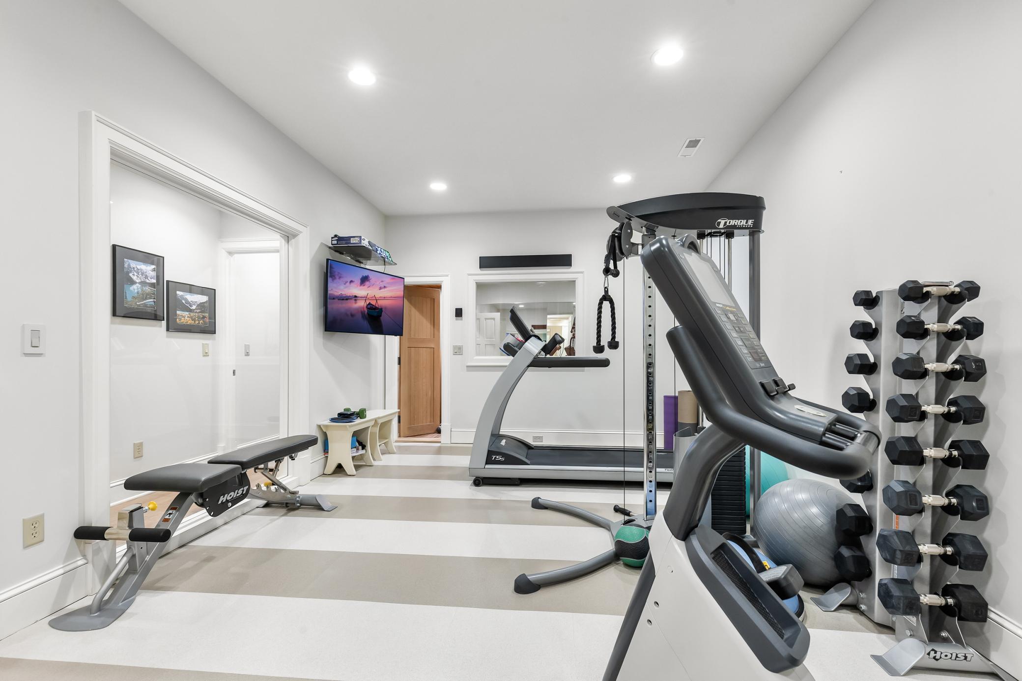 325 Highcroft Lane Wayzata, MN 55391 - Photo 38 of 45