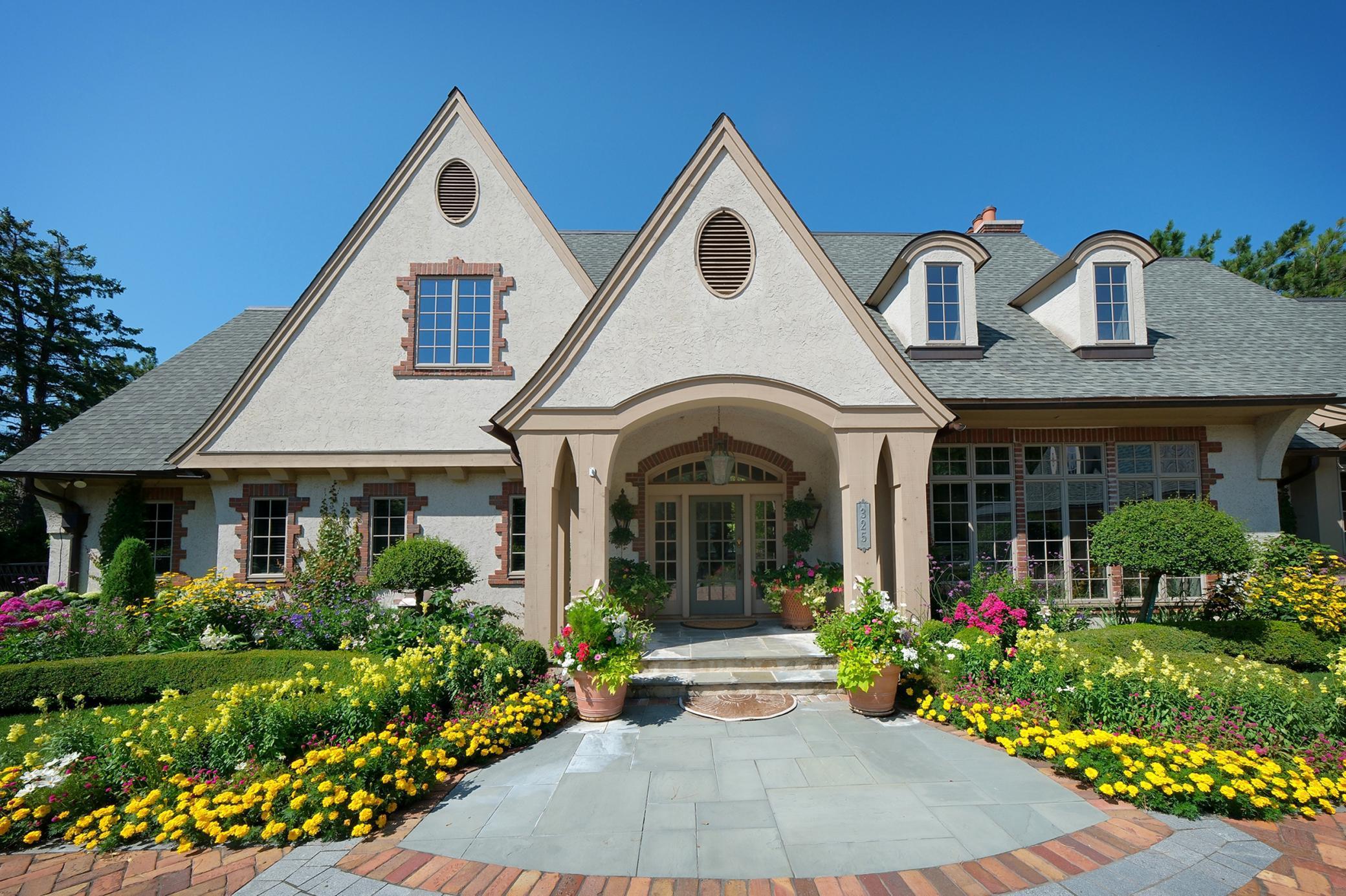 325 Highcroft Lane Wayzata, MN 55391 - Photo 10 of 45