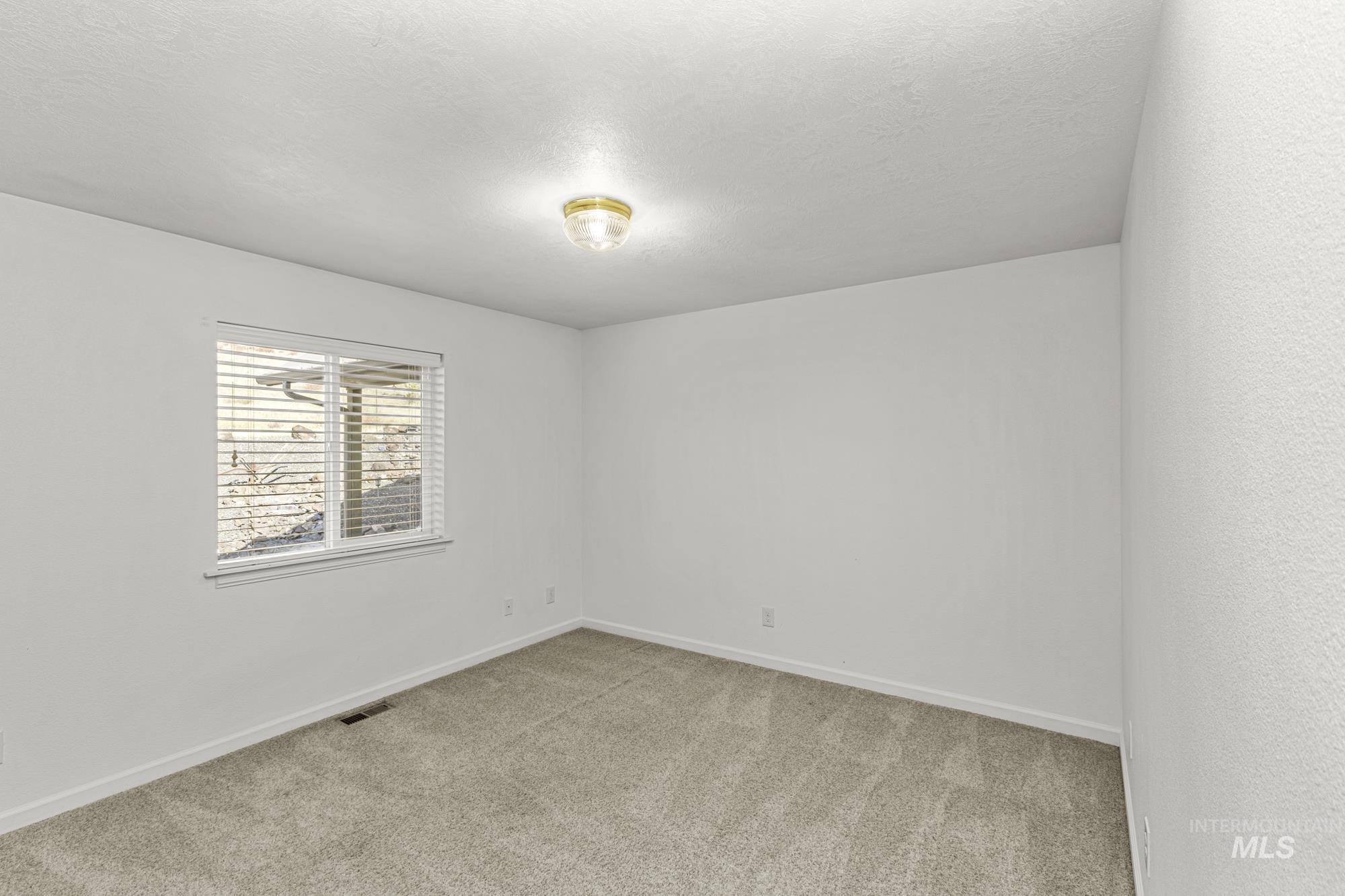 7978 Base Line Road Melba, ID 83641 - Photo 21 of 34