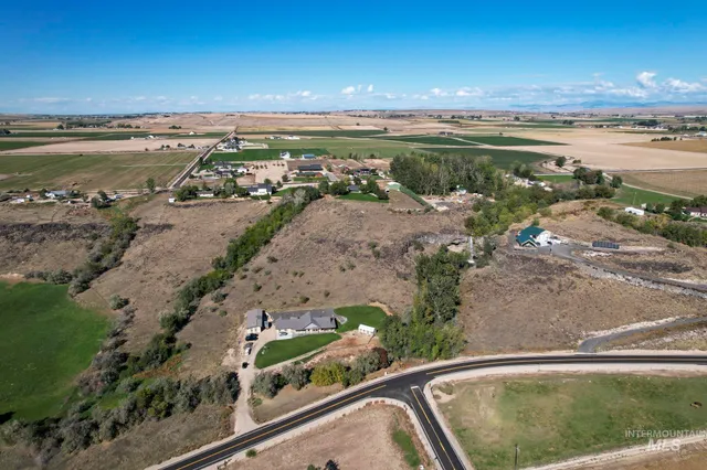 $869,900 | 7978 Base Line Road, Melba, ID 83641