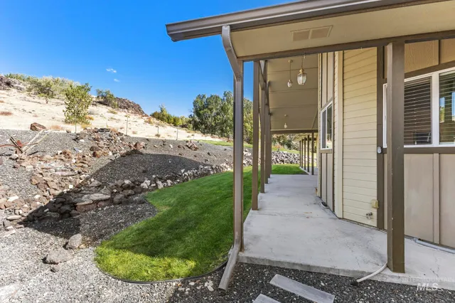 $869,900 | 7978 Base Line Road, Melba, ID 83641