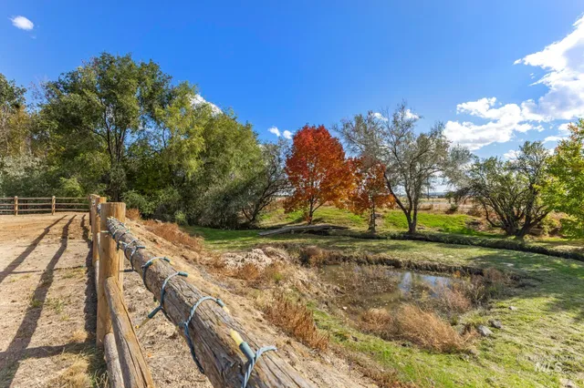 $869,900 | 7978 Base Line Road, Melba, ID 83641