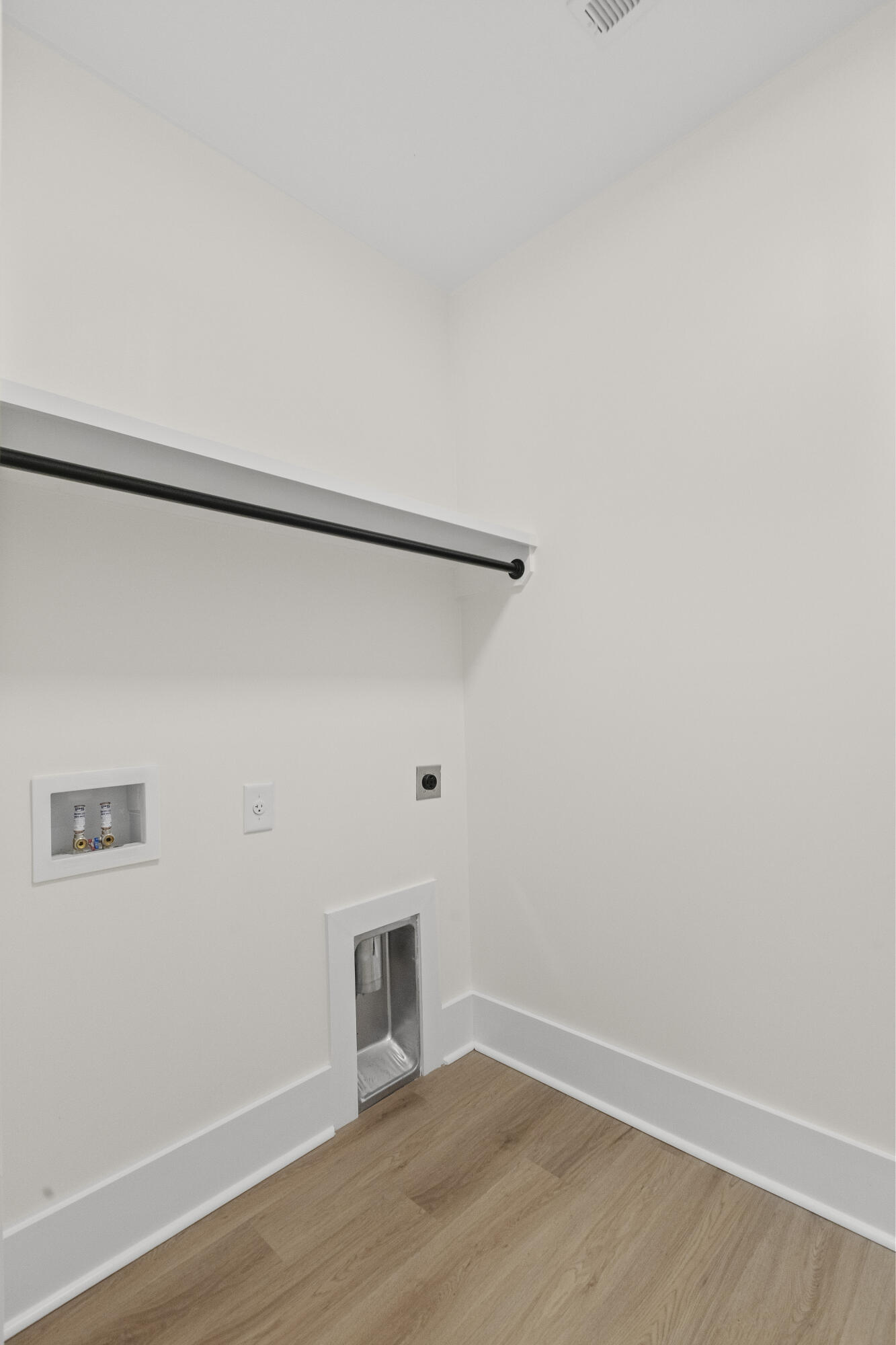 2806 Blidgen Road Johns Island, SC 29455 - Photo 33 of 42 Interior