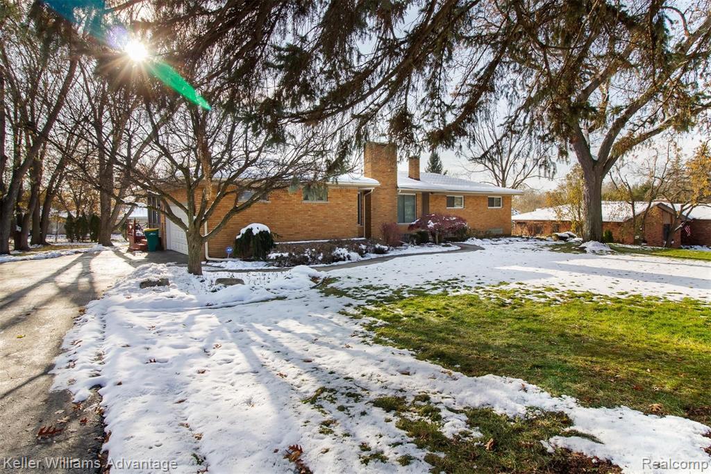 36221 West Lyman Road Farmington Hills, MI 48331 - Photo 27 of 32