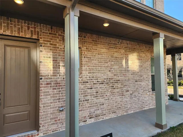 $3,200 | 634 Redwood Way, Mansfield, TX 76063
