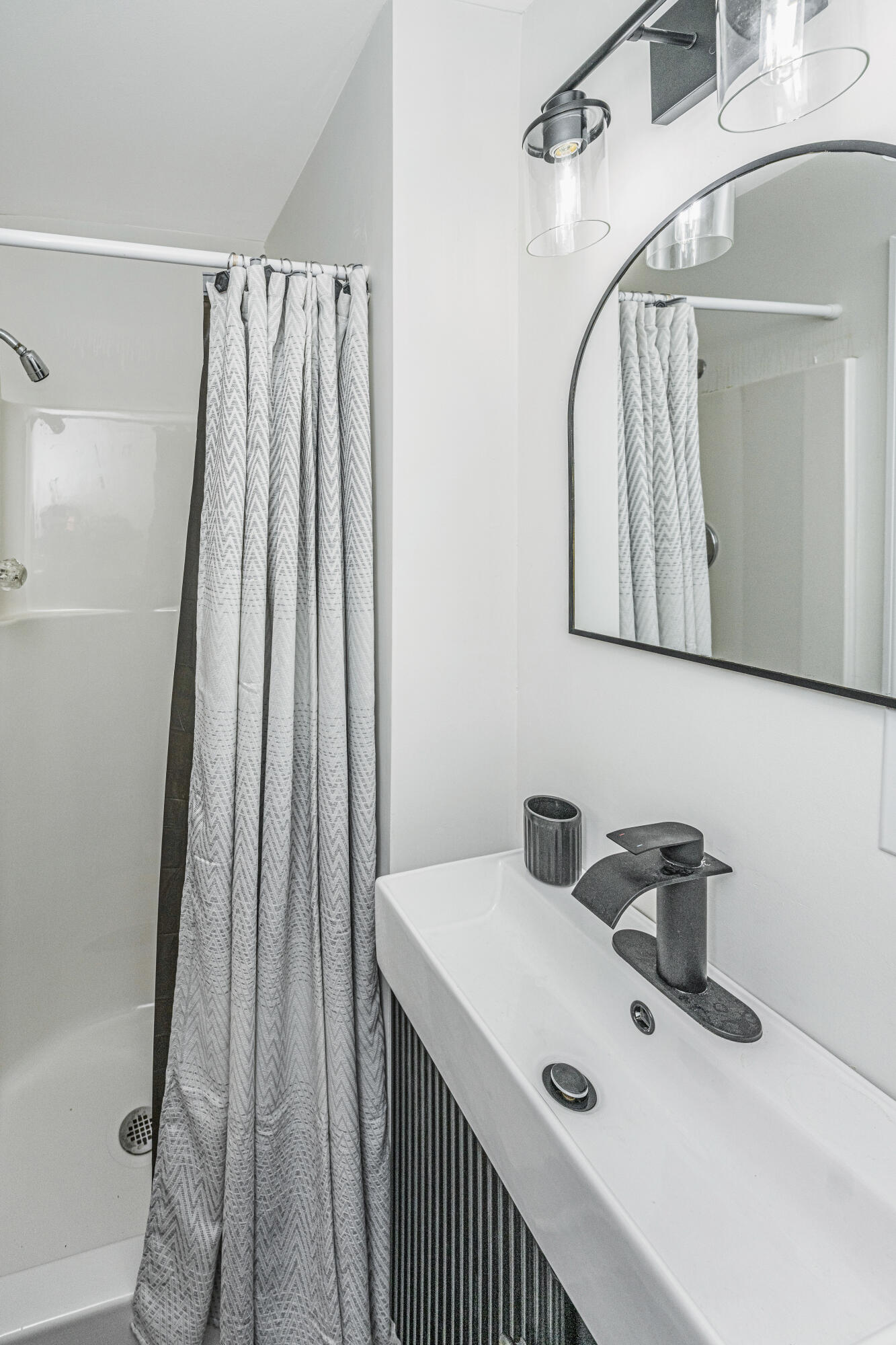 1010 Holcombe Road Hanahan, SC 29410 - Photo 16 of 26 1010HolcombeRd031