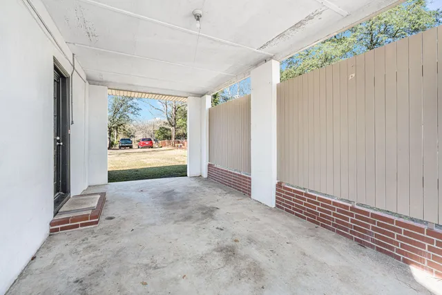 $425,000 | 1010 Holcombe Road, Hanahan, SC 29410