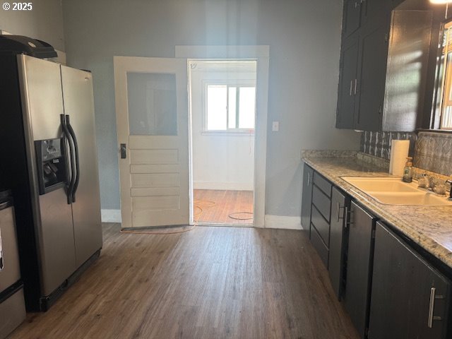 2800 10th Street Baker City, OR 97814 - Photo 13 of 23 a view of a kitchen from a hallway
