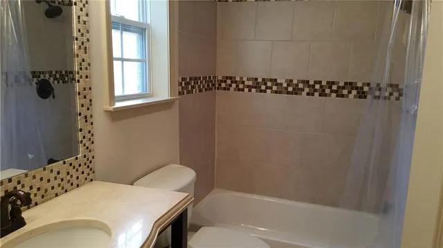 $3,000 | 550 Deering Road Northwest, Atlanta, GA 30318