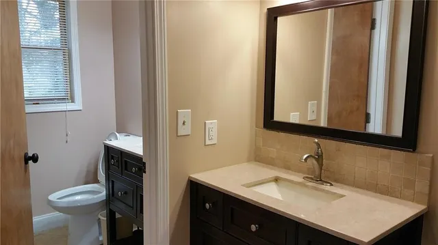 $3,000 | 550 Deering Road Northwest, Atlanta, GA 30318