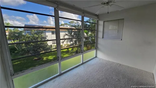 $1,400 | 2950 Southeast Ocean Boulevard, Unit 595, Stuart, FL 34996