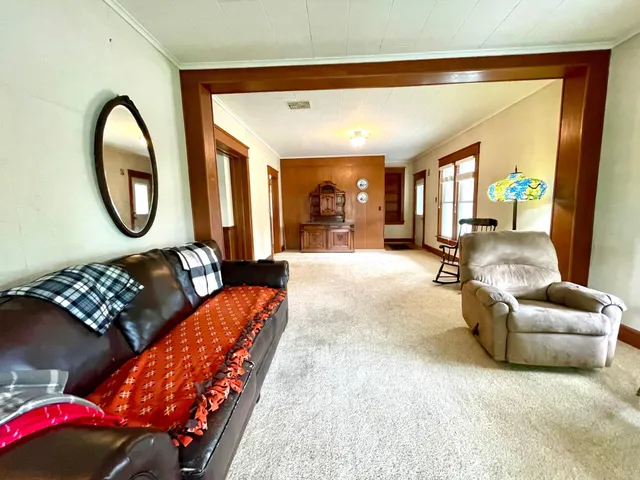 $299,000 | 303 2nd Street Northwest, Stewartville, MN 55976