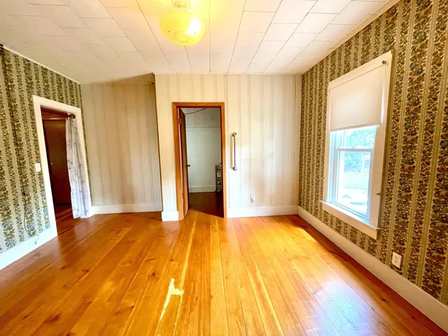 $299,000 | 303 2nd Street Northwest, Stewartville, MN 55976