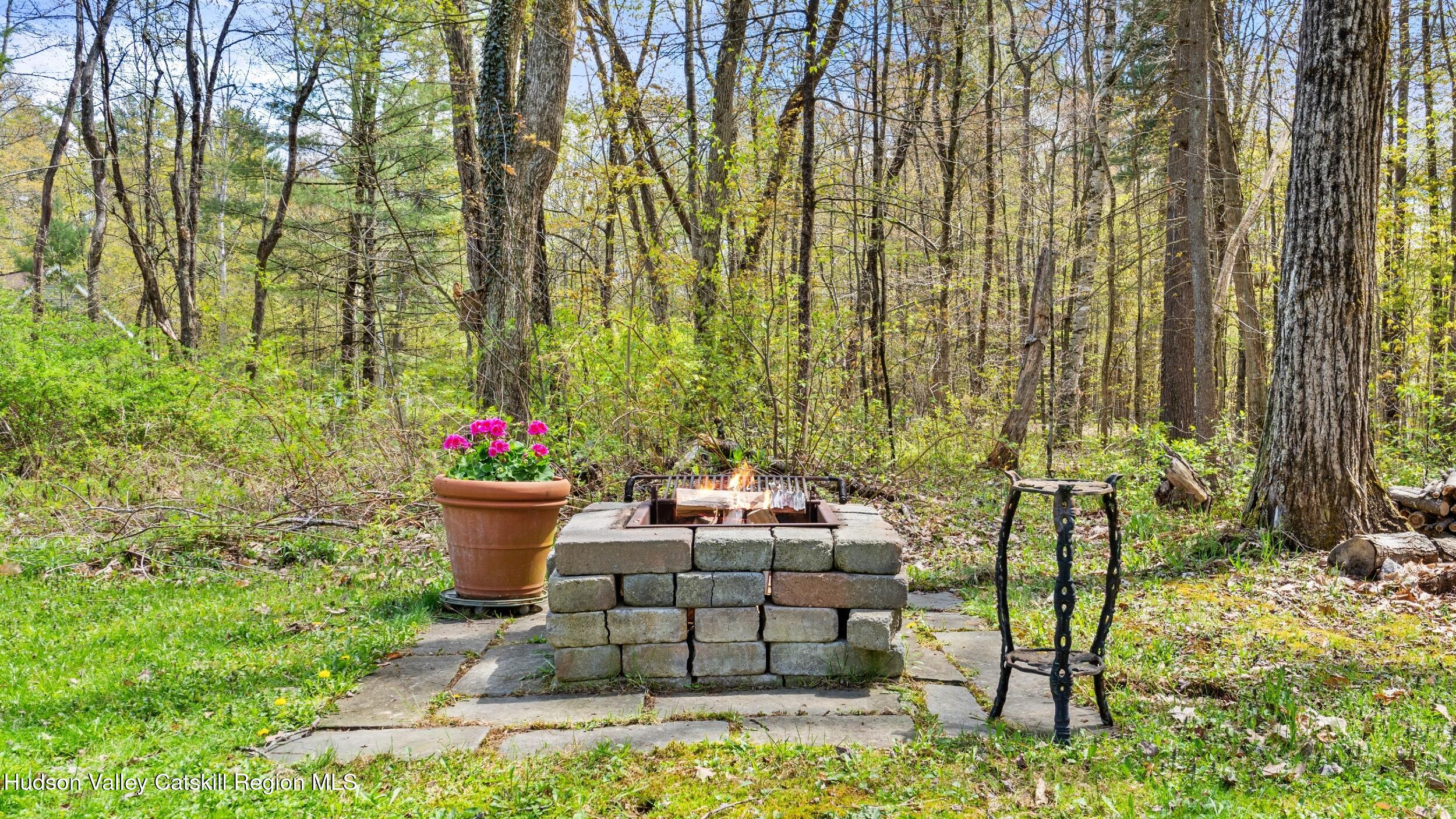 230 Middle Road Austerlitz, NY 12017 - Photo 23 of 25 23