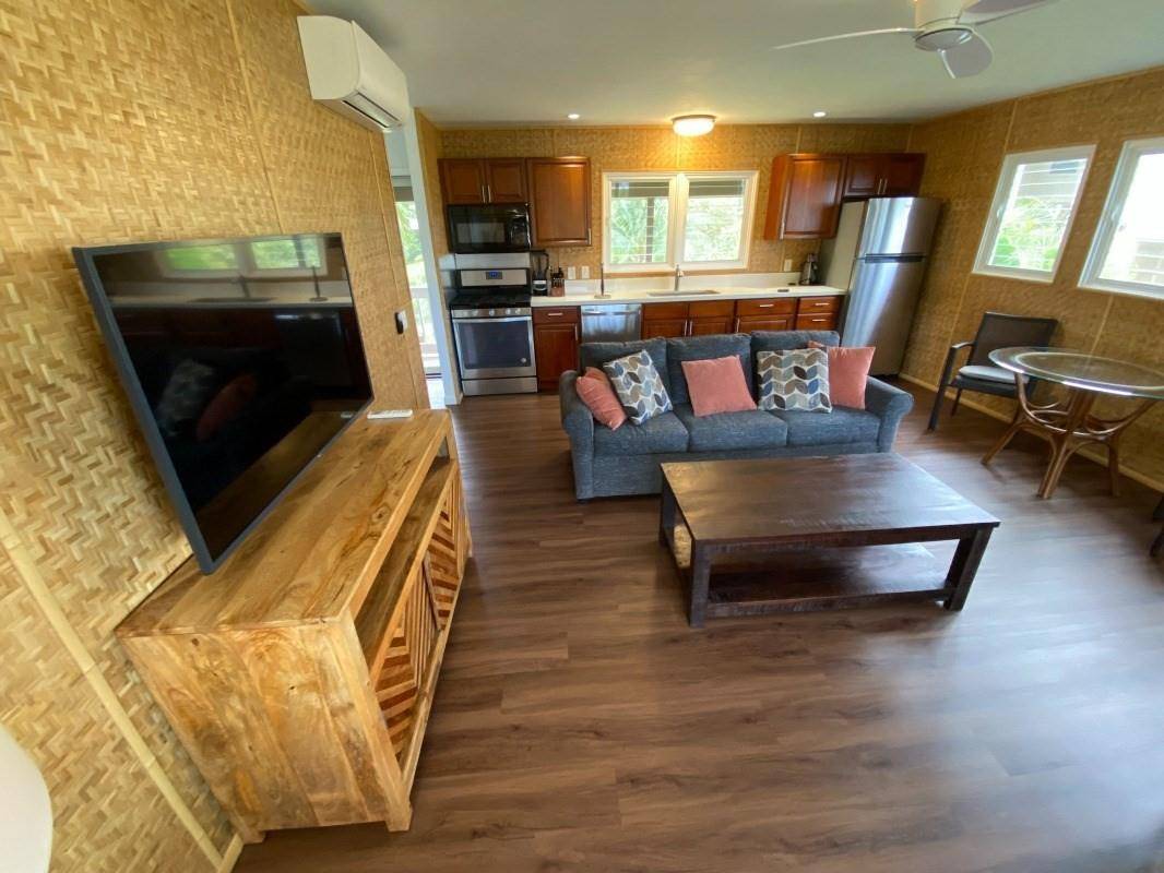 3564 Moloaa Road, Unit B Kilauea, HI 96754 - Photo 13 of 18 Gallery Image 13