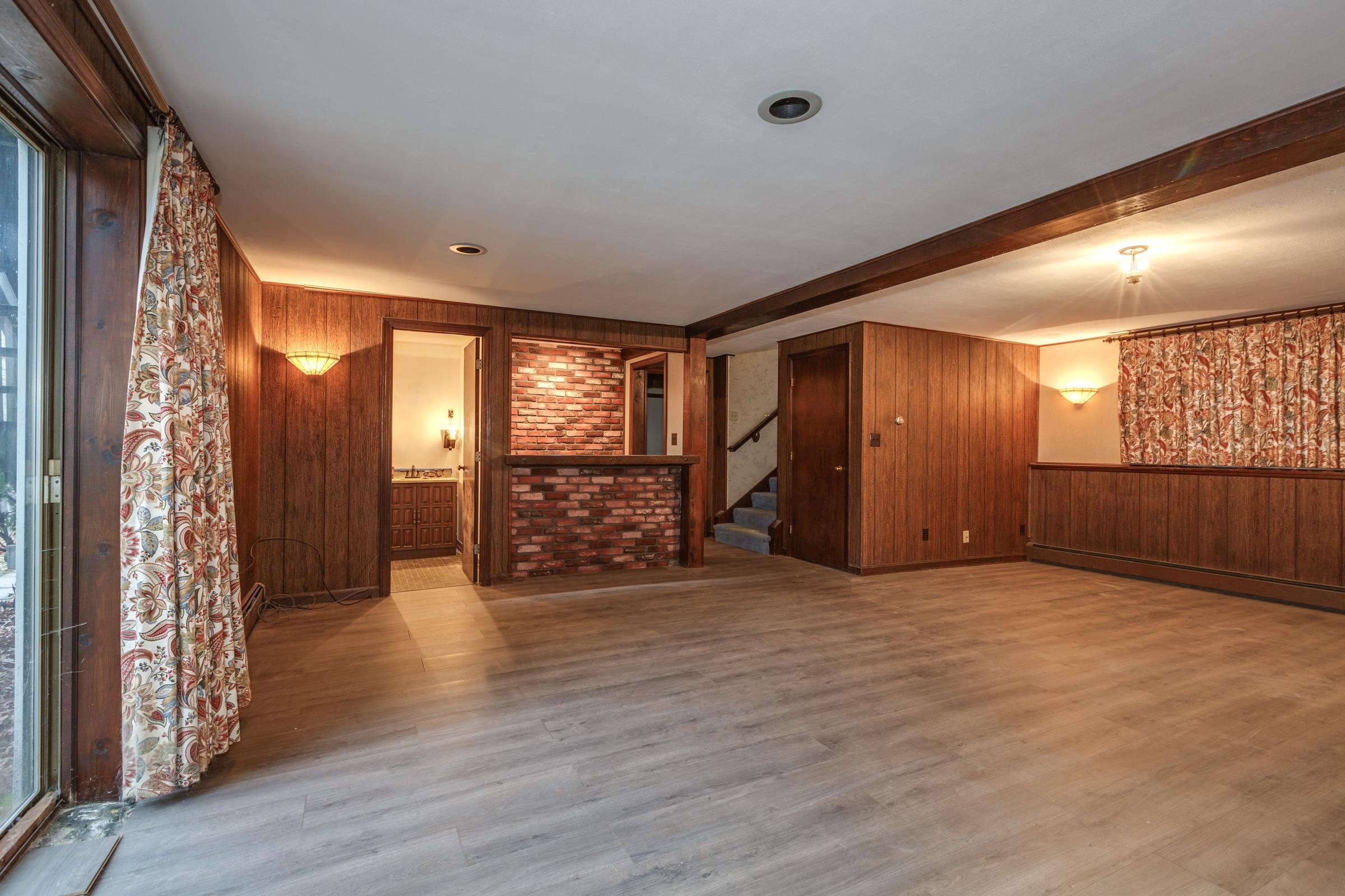 650 Weston Road Manchester, NH 03103 - Photo 29 of 40