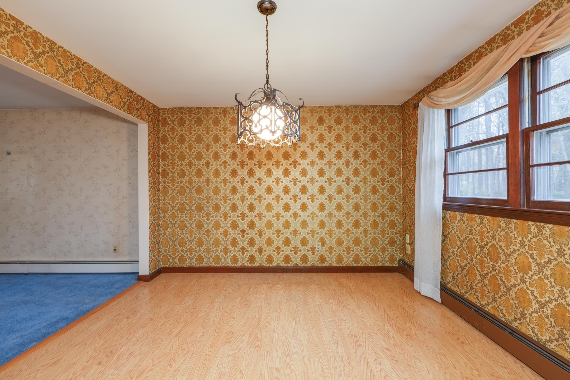 650 Weston Road Manchester, NH 03103 - Photo 5 of 40