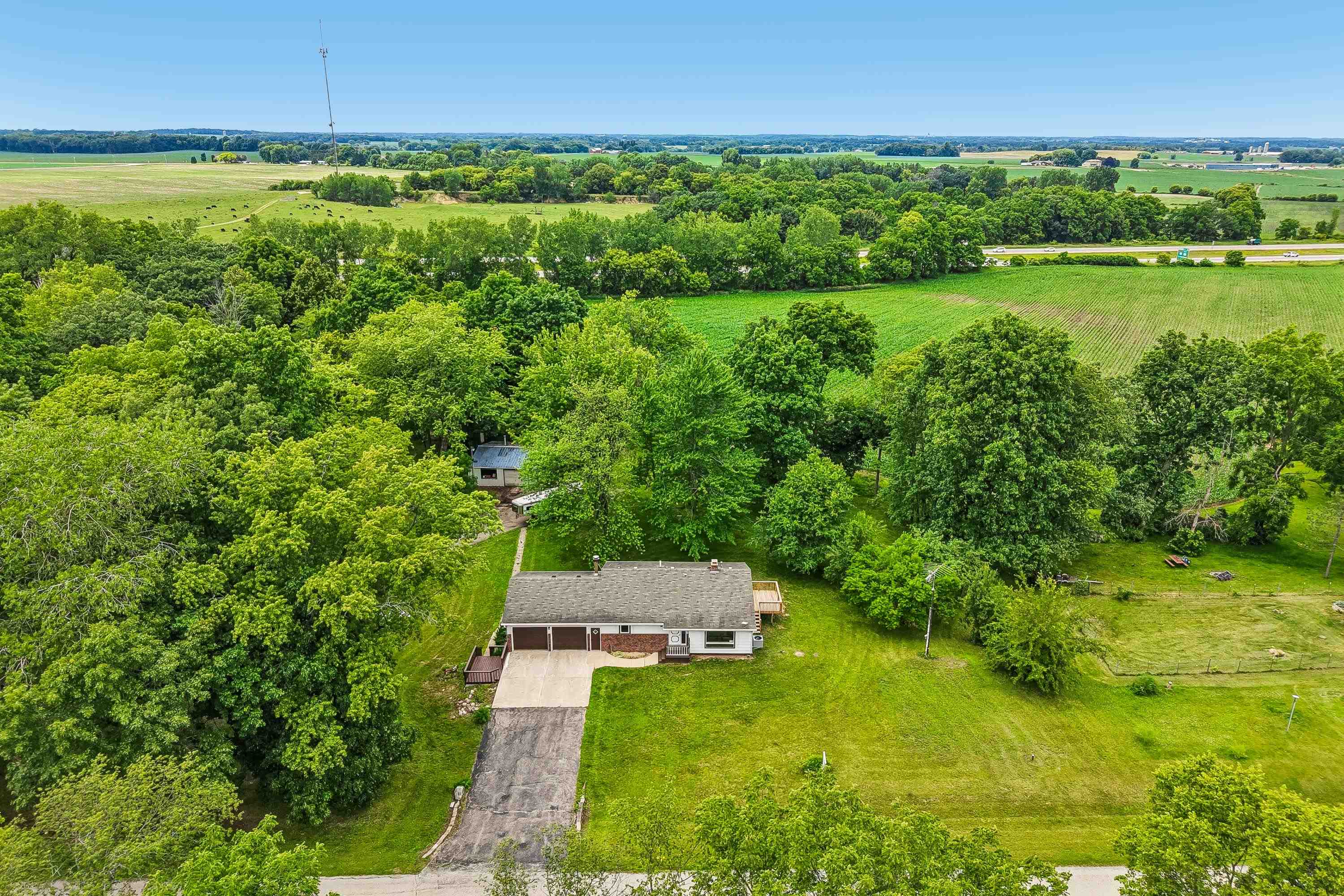 W1152 Fox Columbus, WI 53925 - Photo 51 of 68