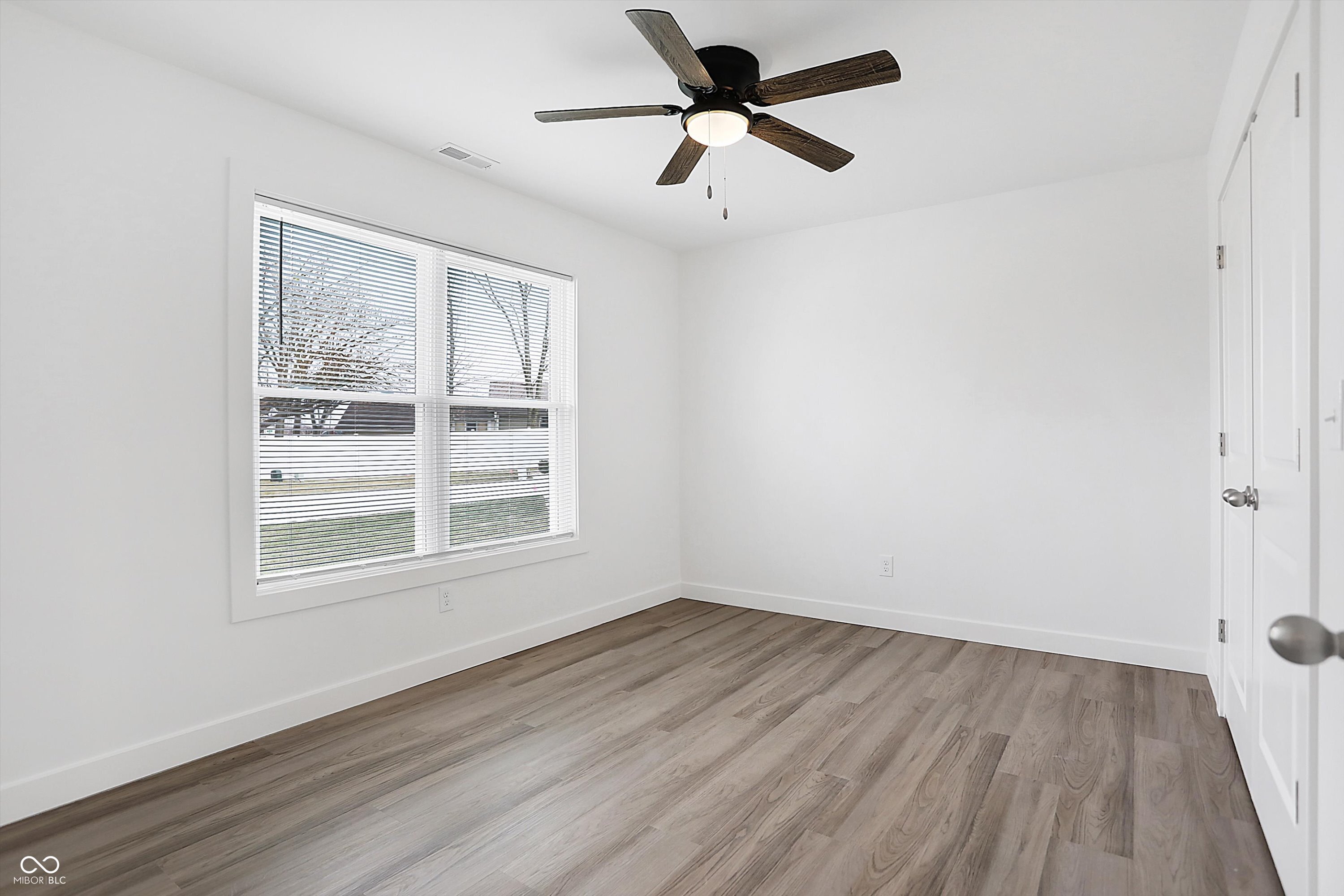 1472 Coen Court Columbus, IN 47201 - Photo 2 of 17