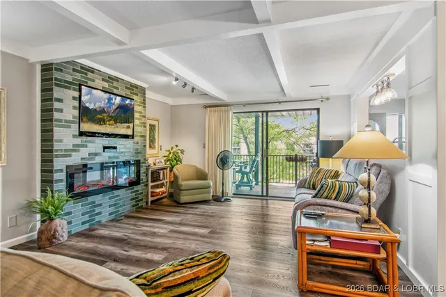 $419,000 | 320 Water's Edge Drive, Unit 2A, Lake Ozark, MO 65049