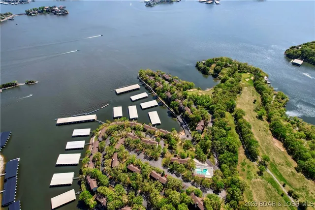 $419,000 | 320 Water's Edge Drive, Unit 2A, Lake Ozark, MO 65049