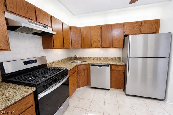 $2,300 | 215 Rachel Court, Franklin Park, NJ 08823