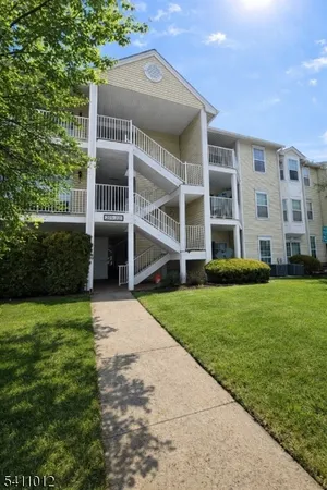 $2,300 | 215 Rachel Court, Franklin Park, NJ 08823