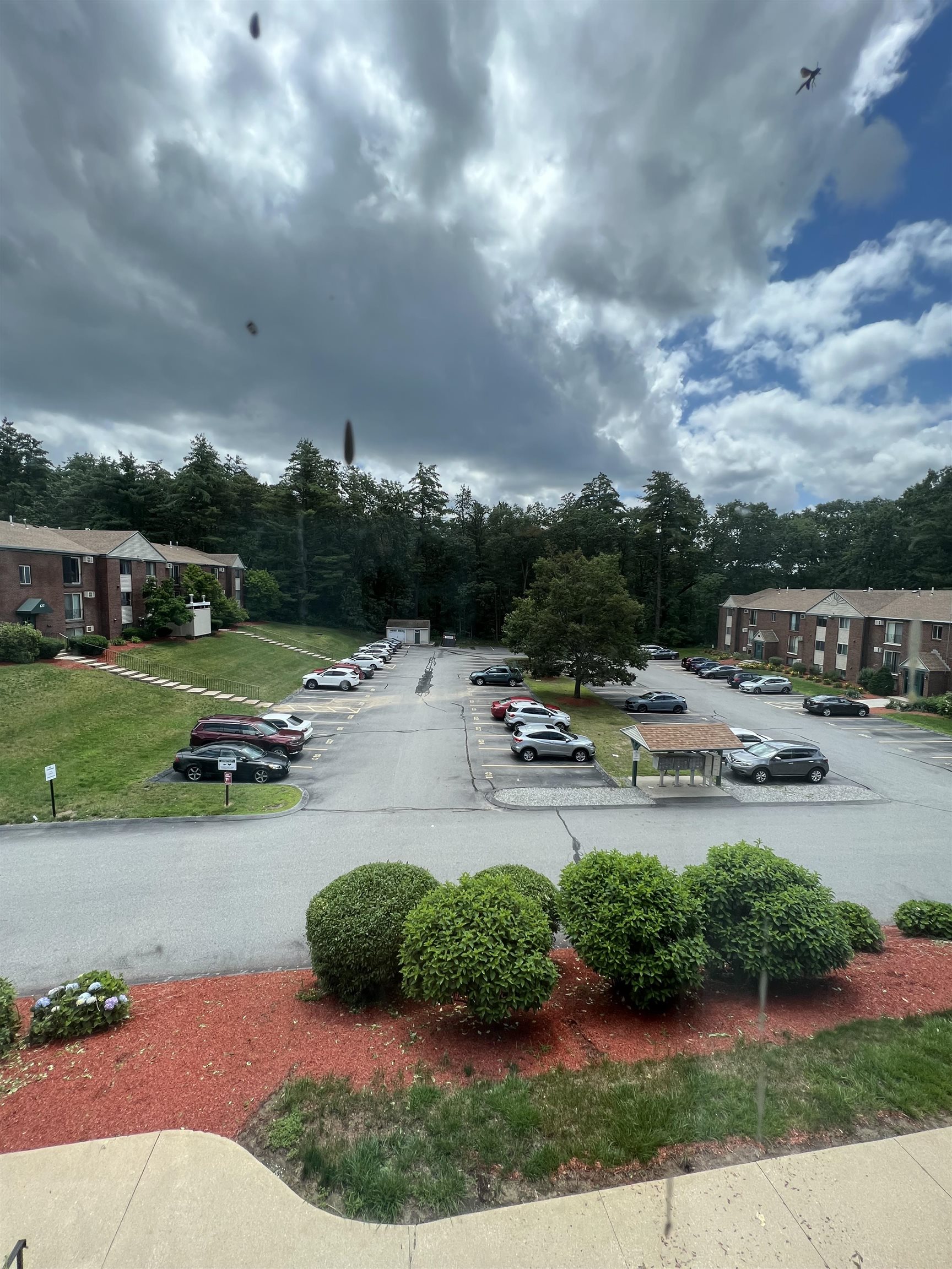 109 English Village Road, Unit 302 Manchester, NH 03102 - Photo 2 of 9