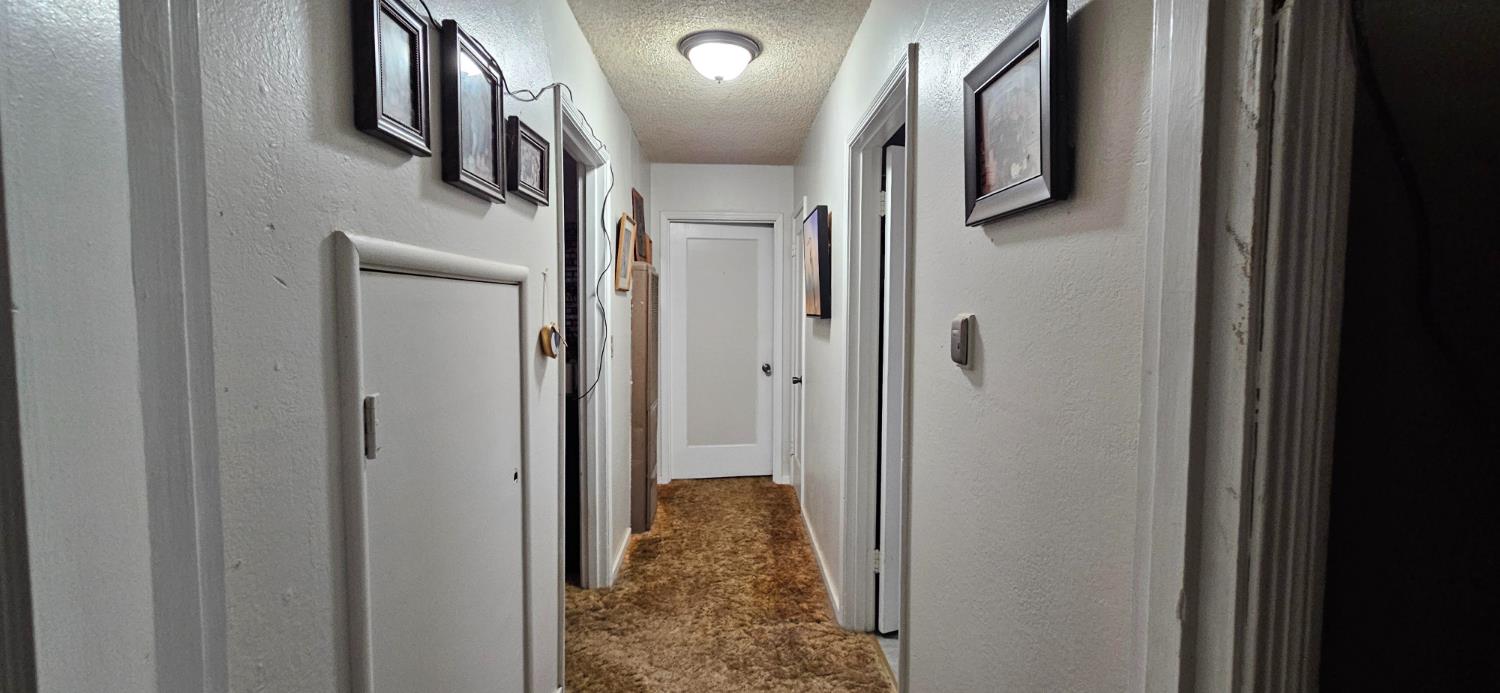 20822 Disch Road Lockeford, CA 95237 - Photo 6 of 30 a view of hallway with shower