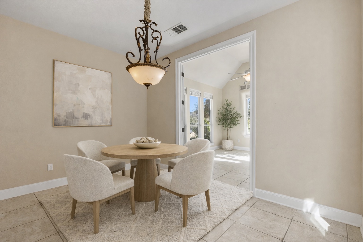 111 Whitley Drive Austin, TX 78738 - Photo 16 of 38 Smaller dining area. Virtually staged.