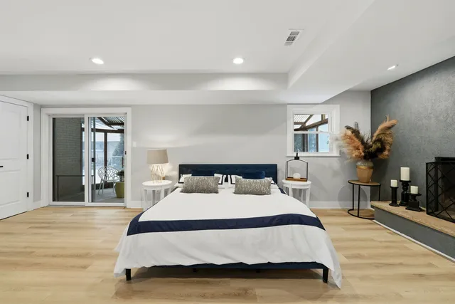 $499,900 | 10025 86th Court, Palos Hills, IL 60465