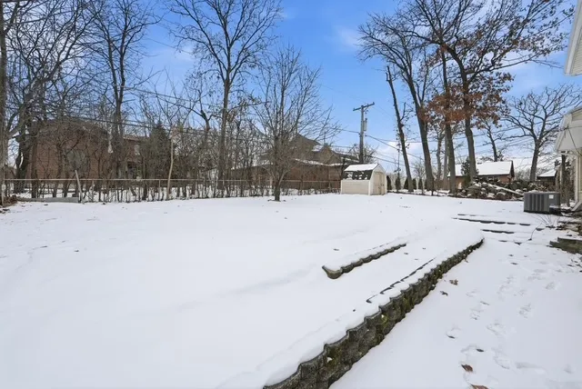 $499,900 | 10025 86th Court, Palos Hills, IL 60465