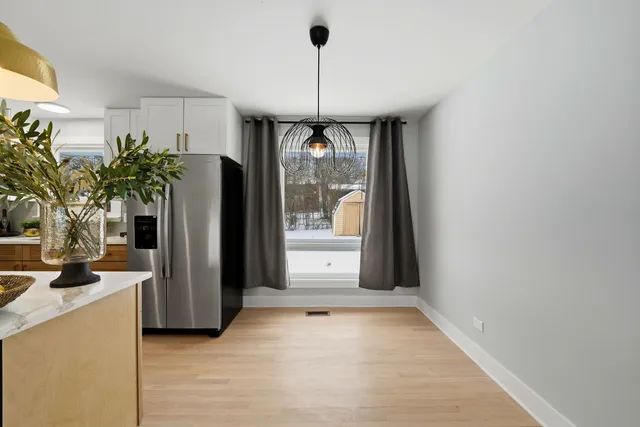 $499,900 | 10025 86th Court, Palos Hills, IL 60465