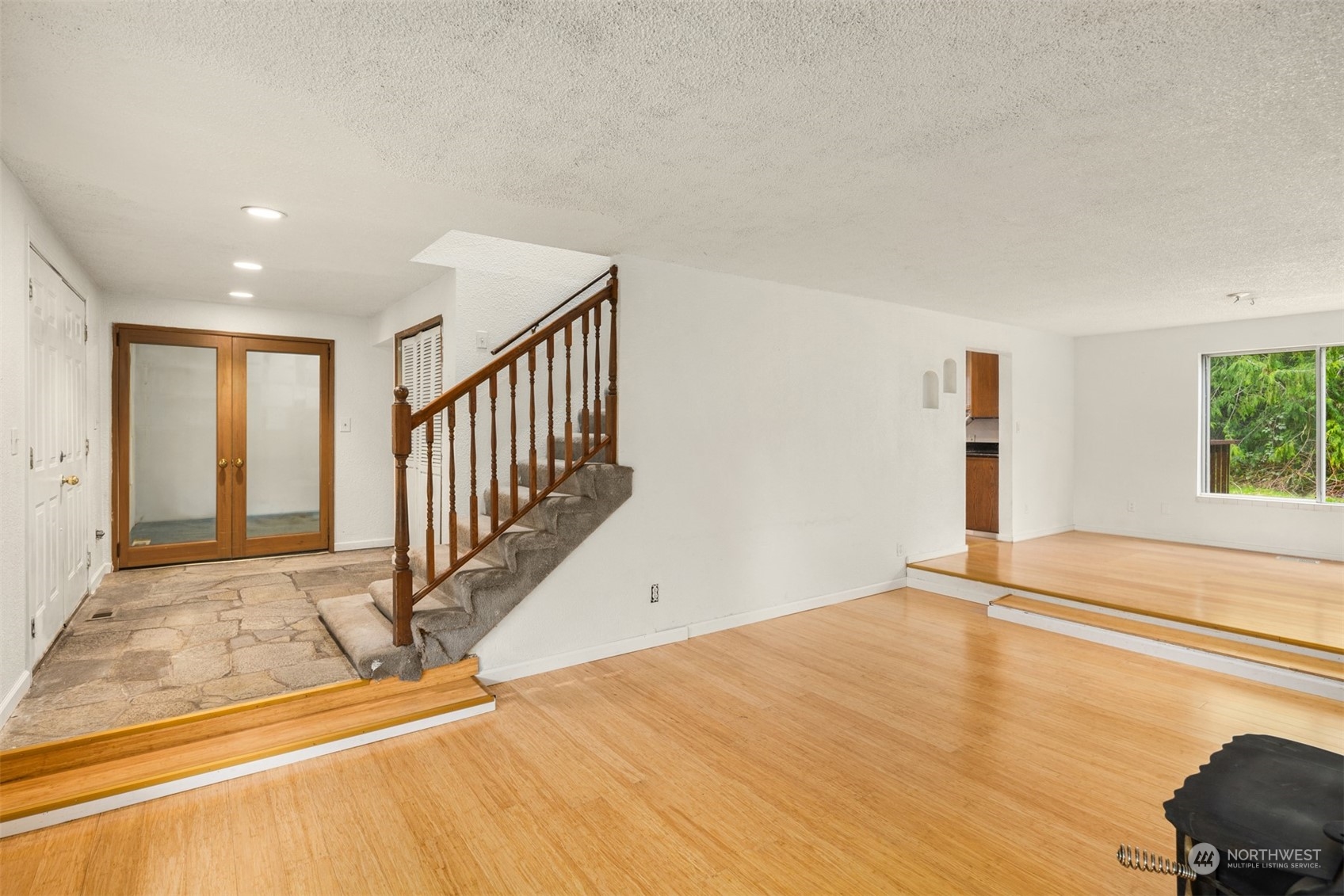 19449 Southeast 170th Street Renton, WA 98058 - Photo 4 of 34 Gallery Image 4