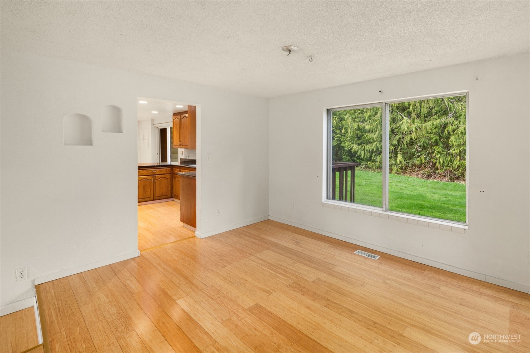 19449 Southeast 170th Street Renton, WA 98058 - Photo 10 of 34 Gallery Image 10