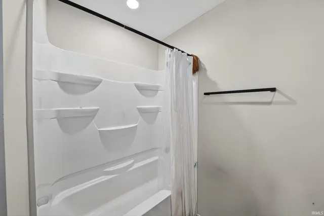 $515,000 | 10079 Benamin Drive, Granger, IN 46530