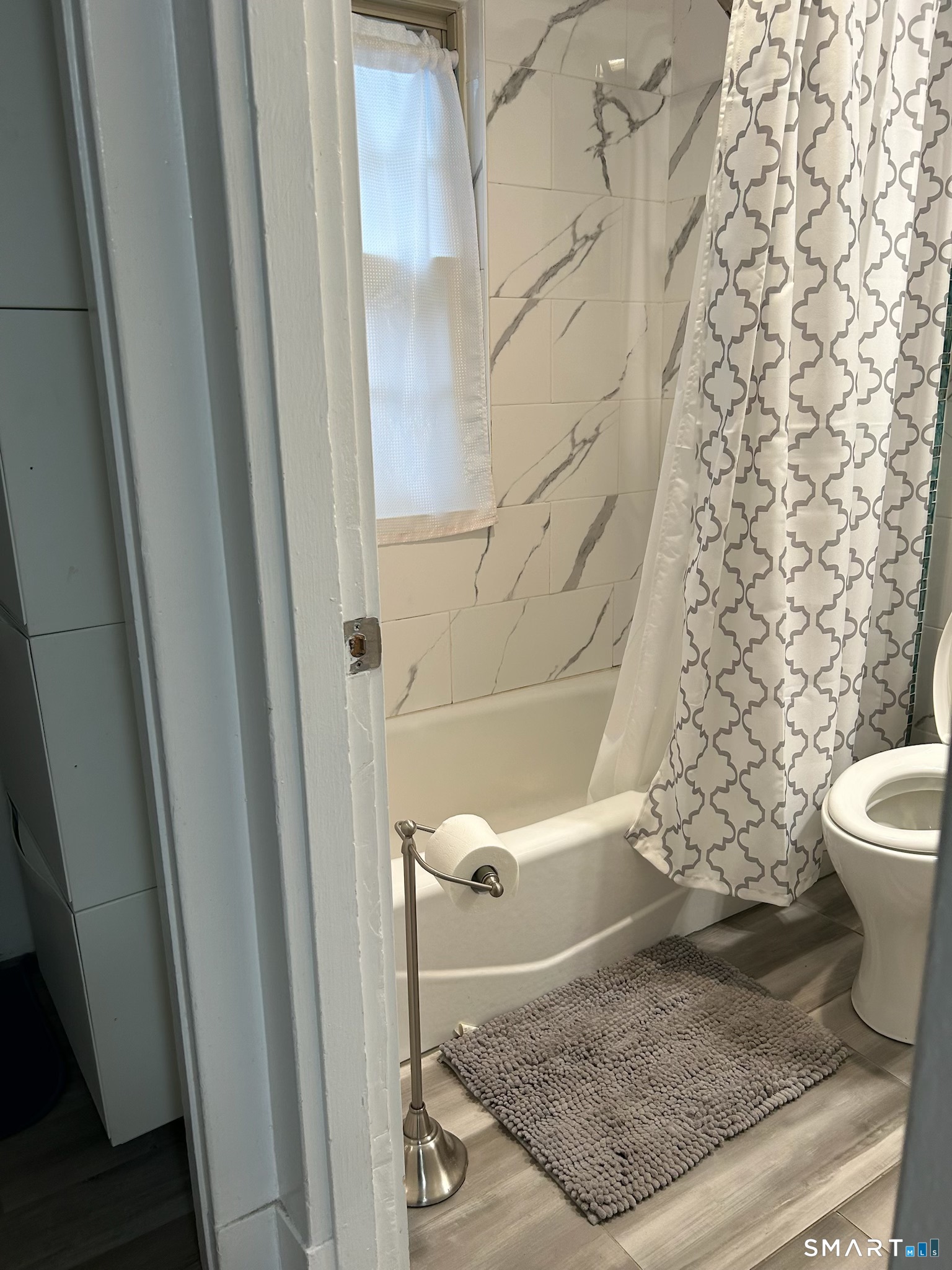 90 Sims Street Bridgeport, CT 06604 - Photo 8 of 16