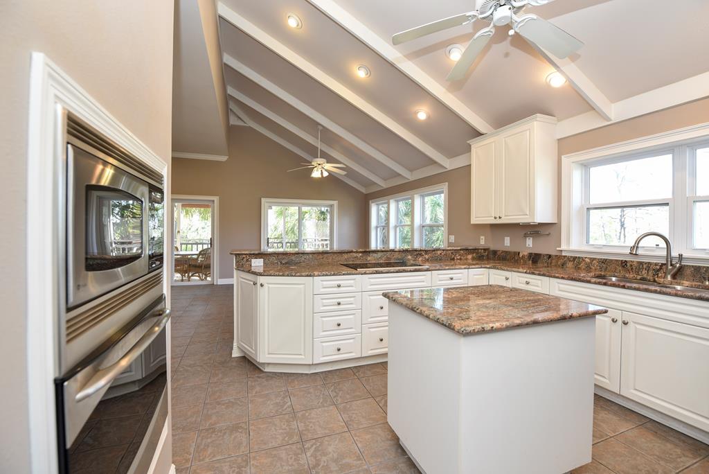 1943 Indian Harbor Road Eastpoint, FL 32328 - Photo 22 of 67