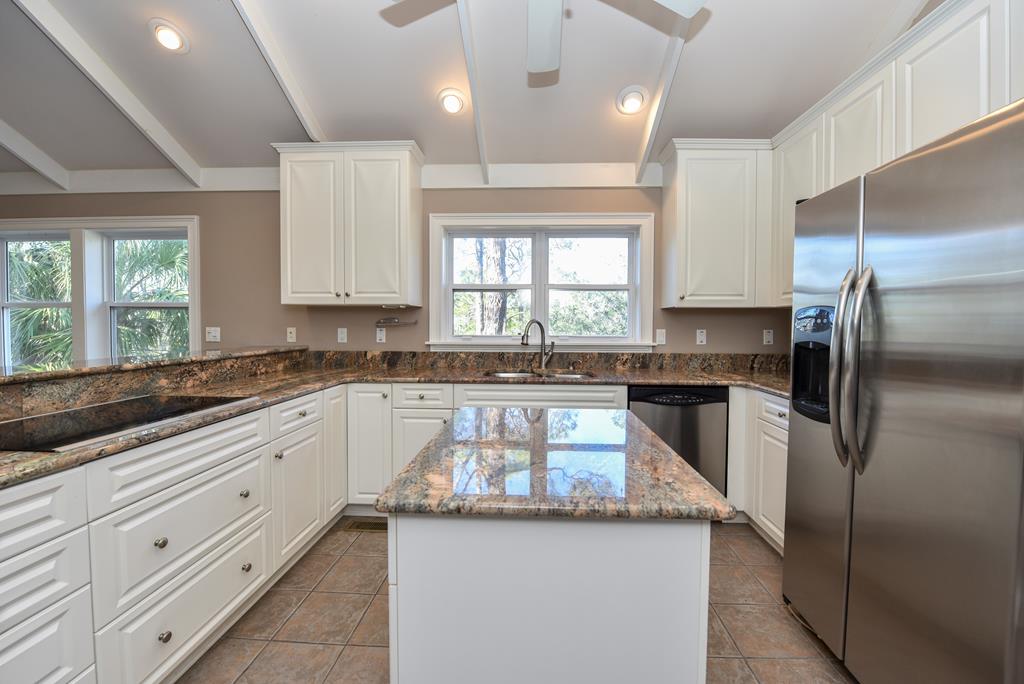 1943 Indian Harbor Road Eastpoint, FL 32328 - Photo 23 of 67