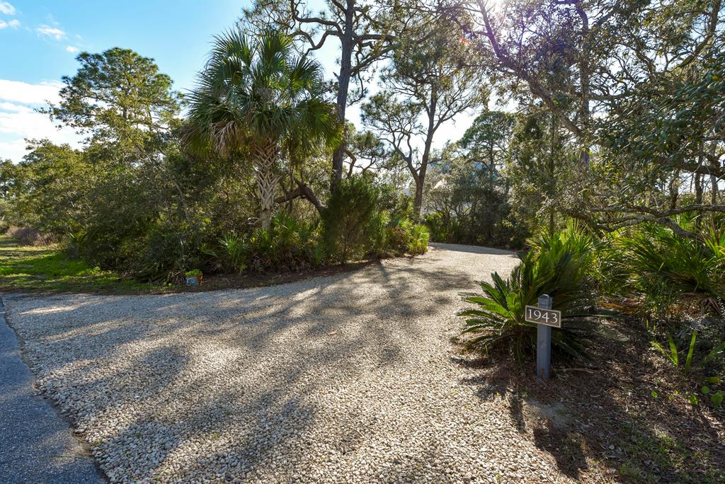 1943 Indian Harbor Road Eastpoint, FL 32328 - Photo 7 of 67