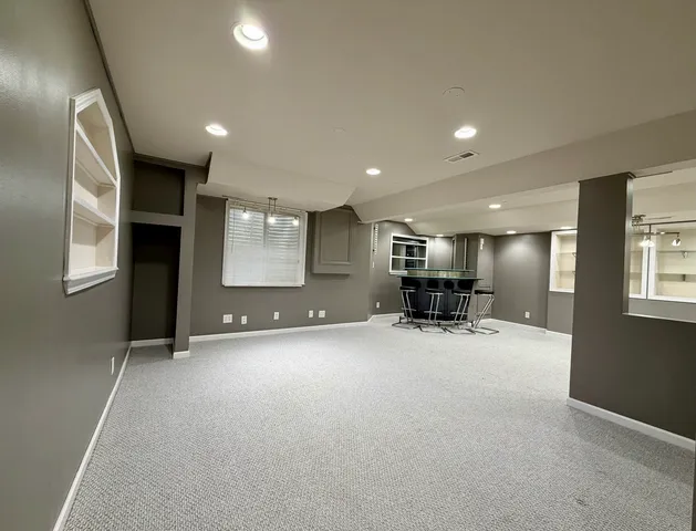 $2,795 | 504 Tamarack Drive, Bartlett, IL 60103