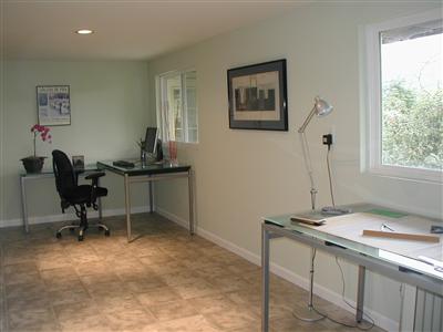 105 Ridge Road San Anselmo, CA 94960 - Photo 9 of 12 Spacious, light, bright office or family/yoga/ exercise room. Enough room for two desks!!!