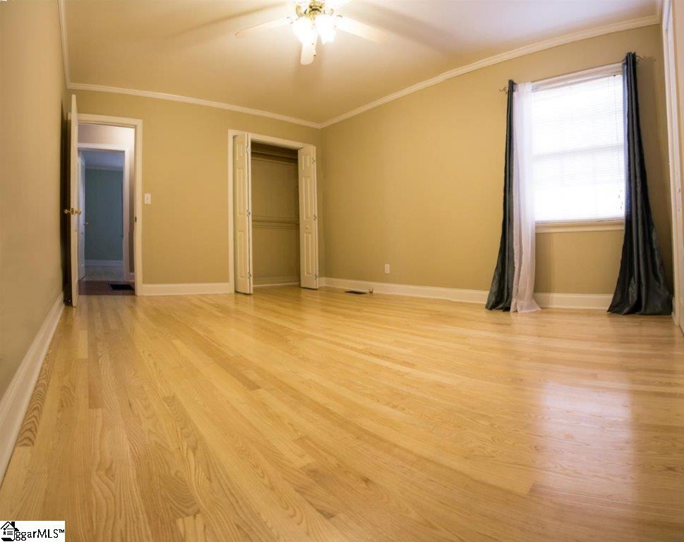 11 Rutledge Avenue Greenville, SC 29617 - Photo 3 of 6 Gallery Image 3