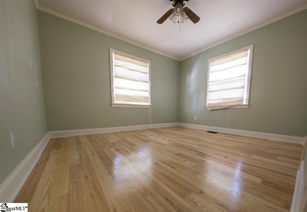 11 Rutledge Avenue Greenville, SC 29617 - Photo 4 of 6 Gallery Image 4