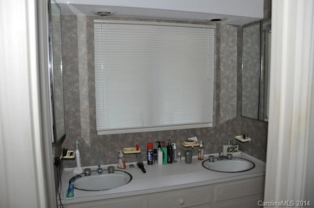 2923 Old Stage Road Gastonia, NC 28052 - Photo 12 of 23 Gallery Image 12