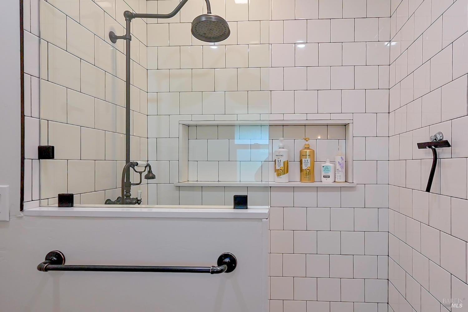 125 Cristo Lane Santa Rosa, CA 95409 - Photo 36 of 82 a bathroom with a sink and a shower