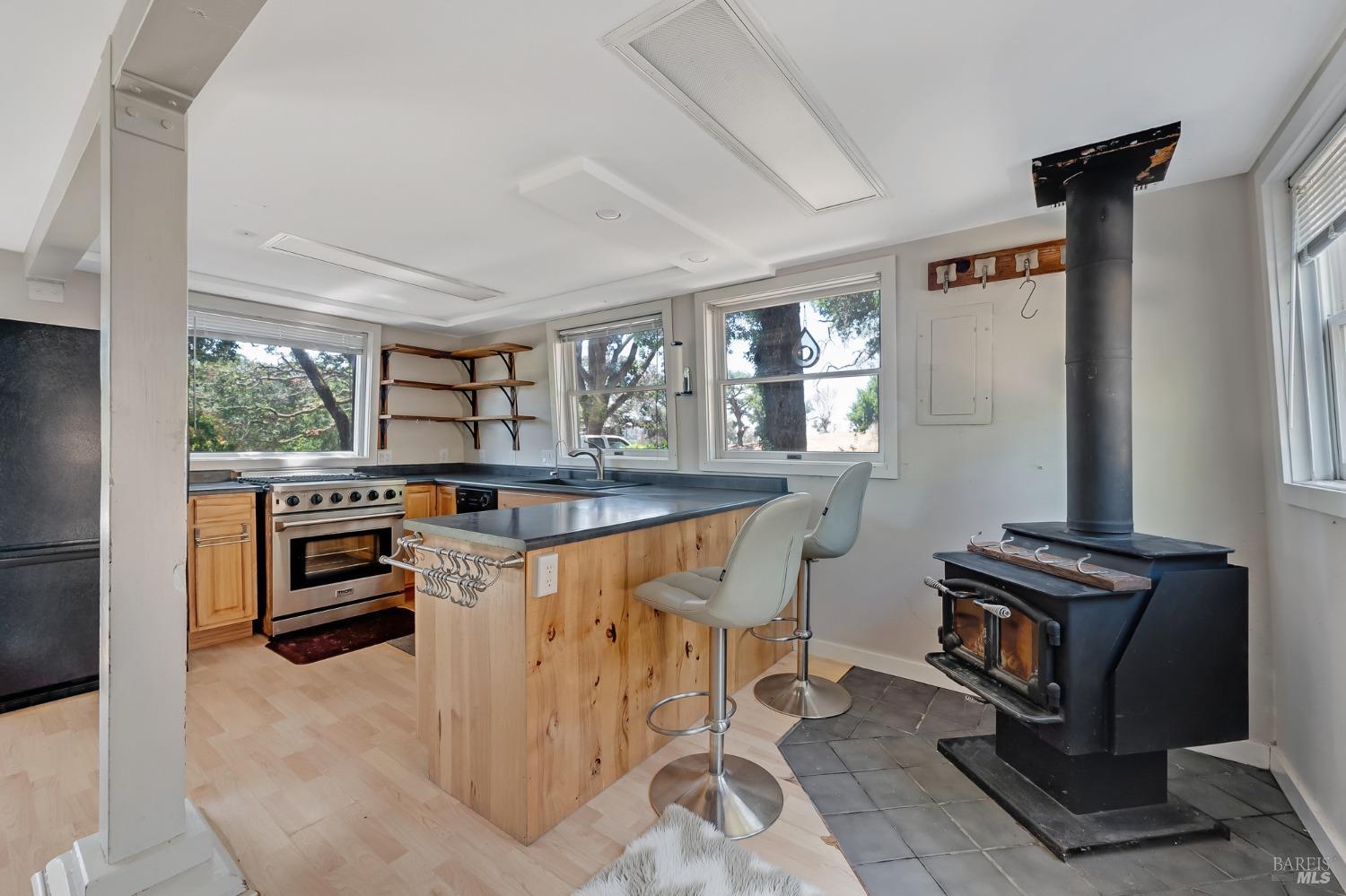 125 Cristo Lane Santa Rosa, CA 95409 - Photo 63 of 82 a view of a room with furniture and windows