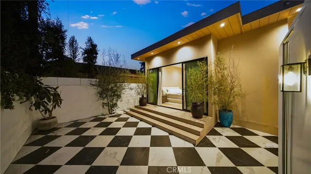 a view of a entryway