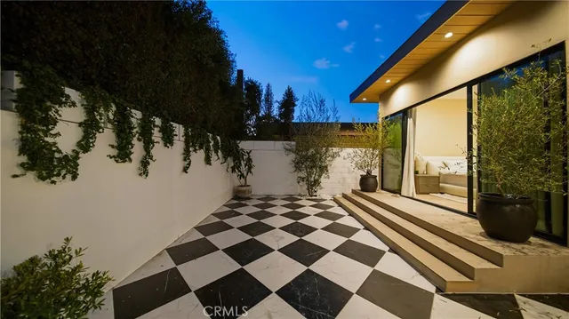 a view of a entryway